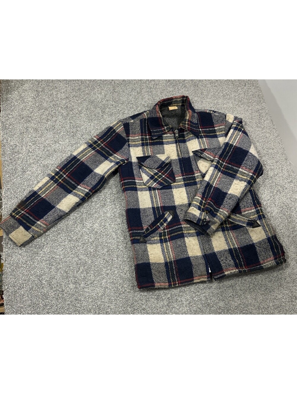 Vintage 1970s Canadian Made Wool Plaid Chore Jacket Blue& Cream For Fall